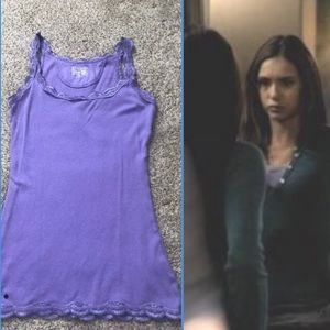 Elena Gilbert Converse One Star cami xs